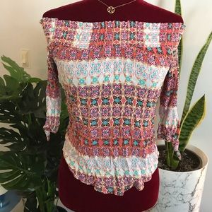 Off Shoulder Blouse/Top(PreOwned)